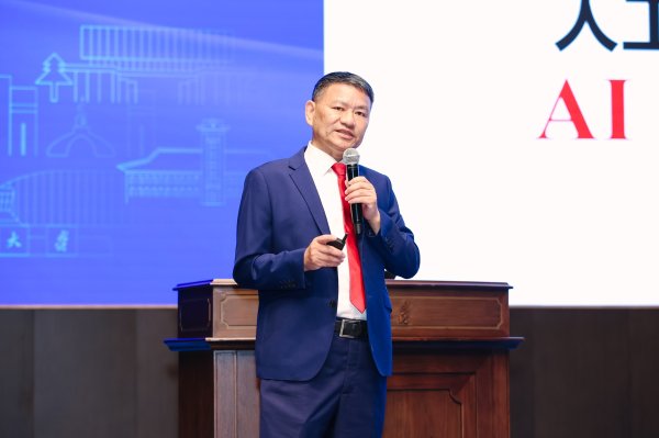 盛康优配优配 中国科学院院士谭蔚泓：AI赋能生物医学成为定量科学